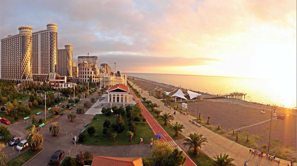 Aparthotel In Orbi Sea Towers Batum Dış mekan fotoğraf