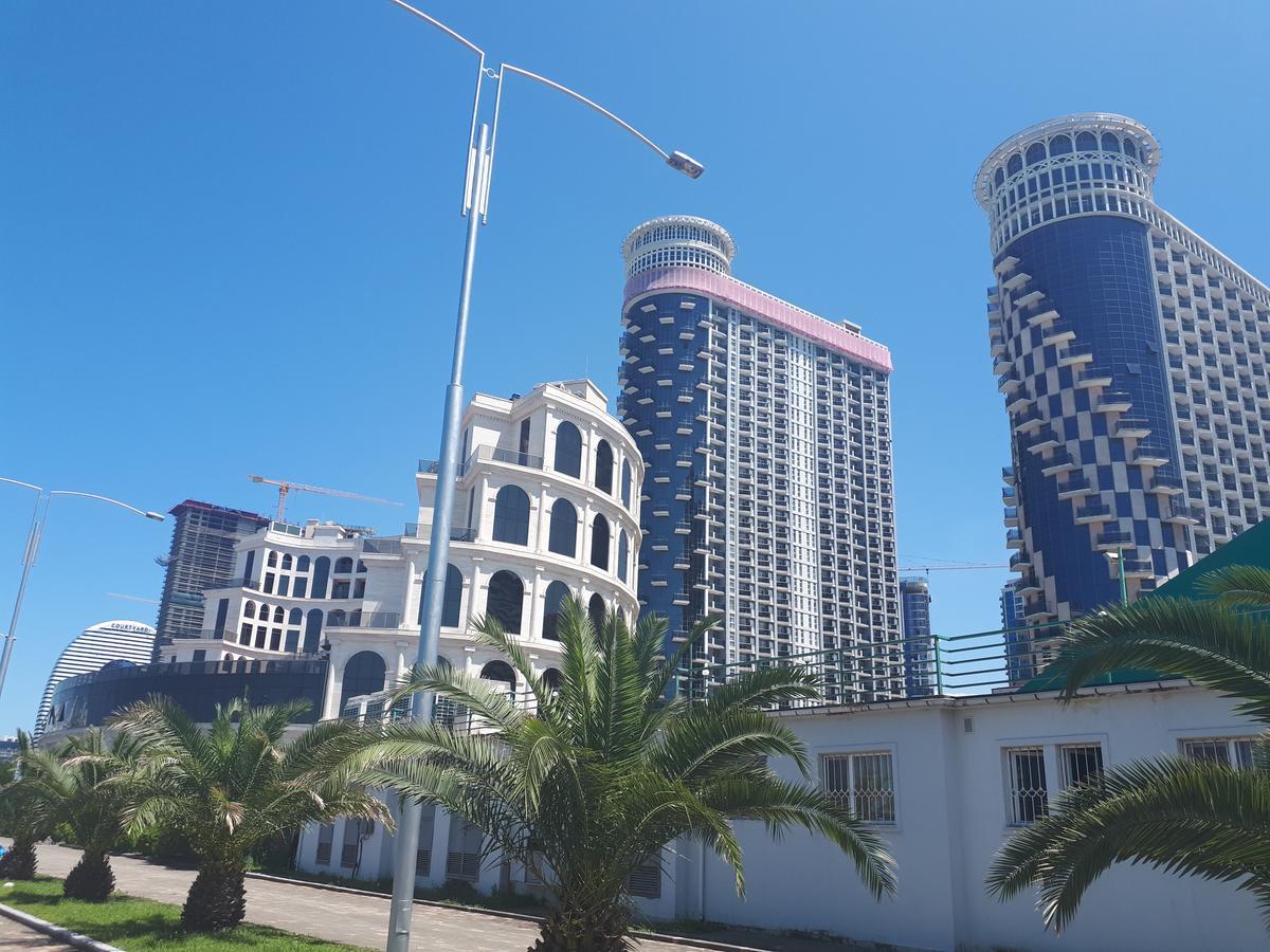 Aparthotel In Orbi Sea Towers Batum Dış mekan fotoğraf